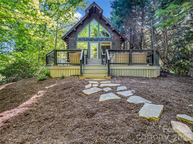 105 Sunset Cove Road, Lake Lure, NC 28746