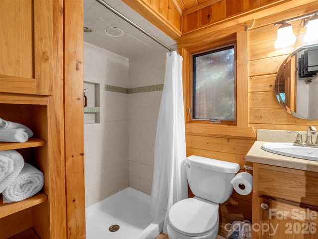 105 Sunset Cove Road, Lake Lure, NC 28746
