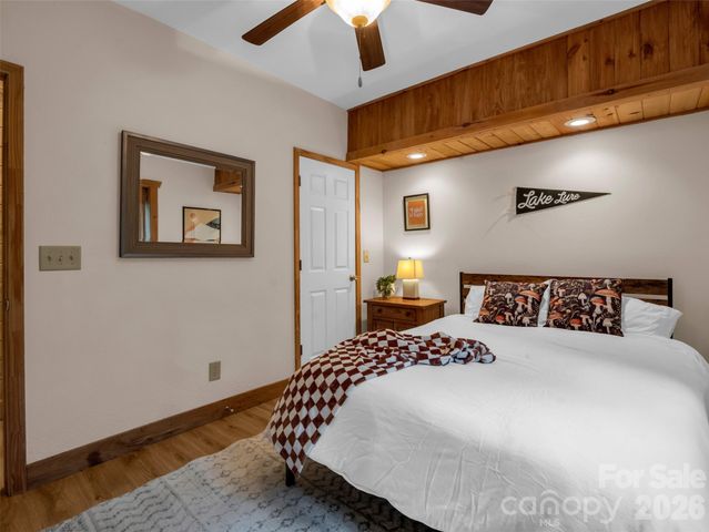 105 Sunset Cove Road, Lake Lure, NC 28746