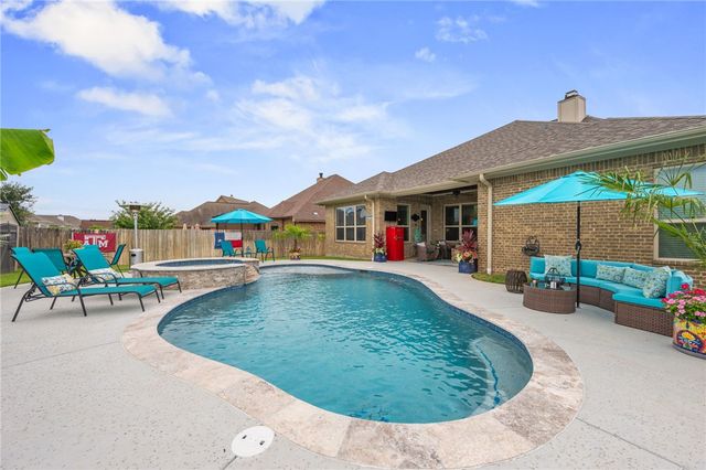 3048 Archer Circle, Bryan, TX 77808