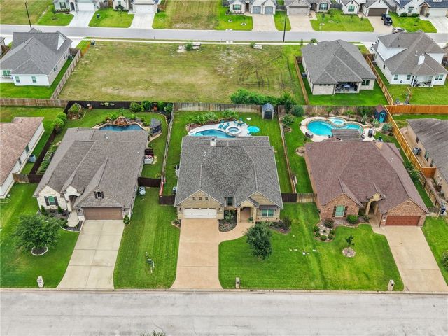 3048 Archer Circle, Bryan, TX 77808