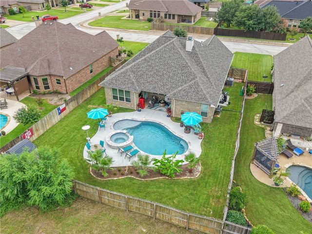 3048 Archer Circle, Bryan, TX 77808