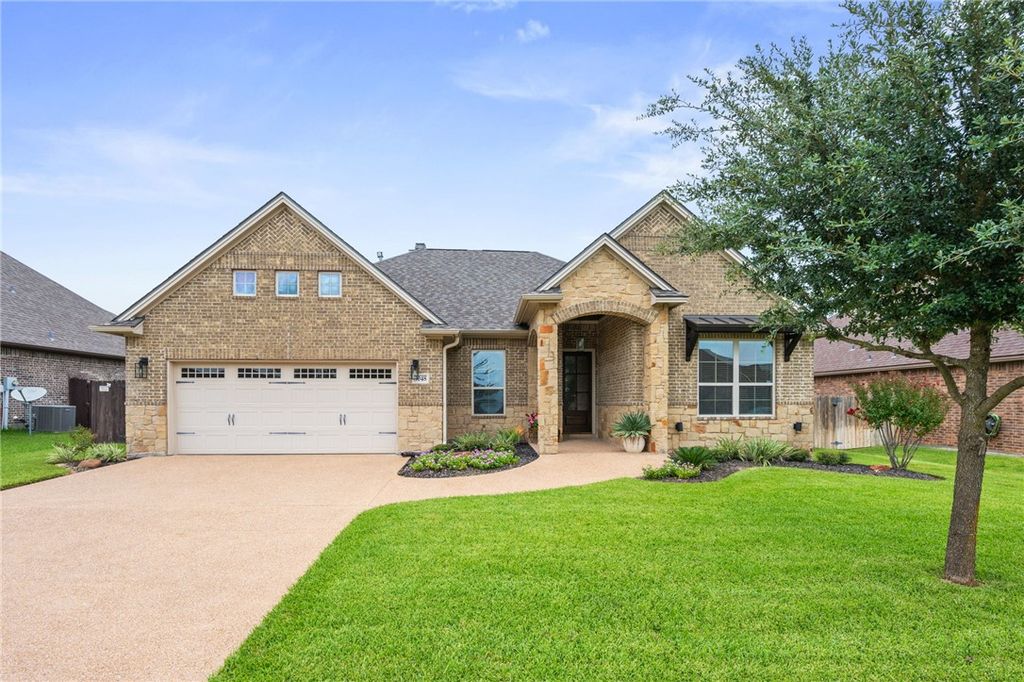 3048 Archer Circle, Bryan, TX 77808
