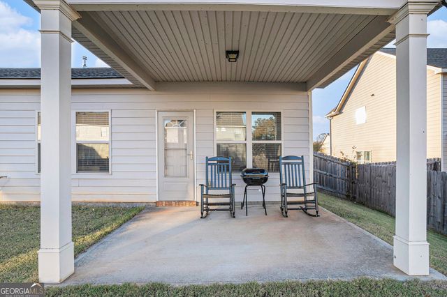 1611 Stillriver Run Drive, Mcdonough, GA 30252