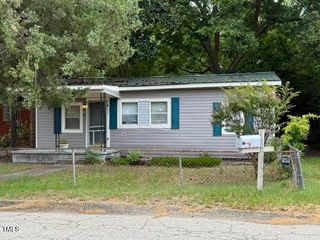 113 S 4th Street, Spring Lake, NC 28390