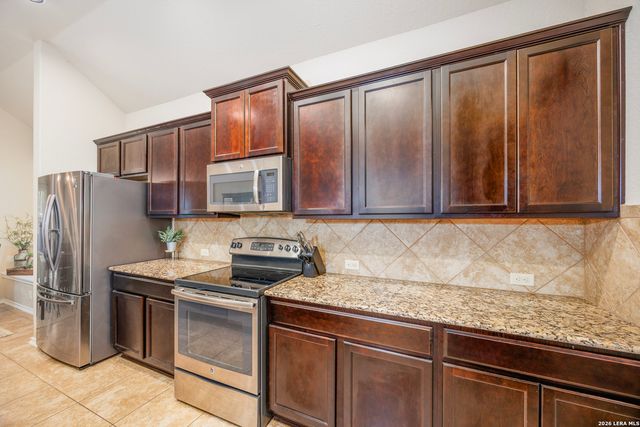 6710 INDIAN LDG, San Antonio, TX 78253