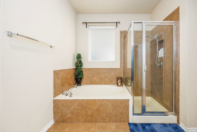 6710 INDIAN LDG, San Antonio, TX 78253