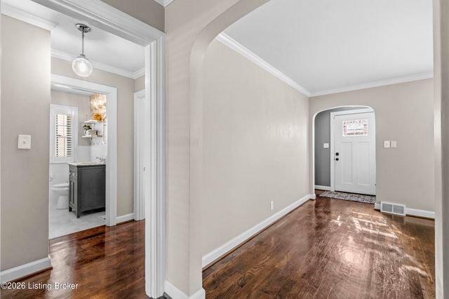 4215 Churchill Rd, Louisville, KY 40207