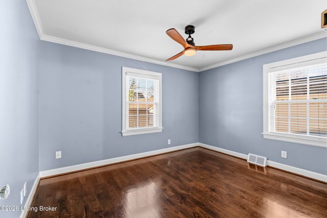 4215 Churchill Rd, Louisville, KY 40207