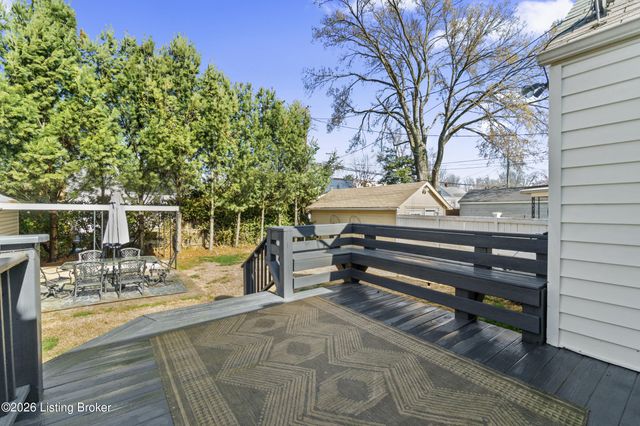 4215 Churchill Rd, Louisville, KY 40207