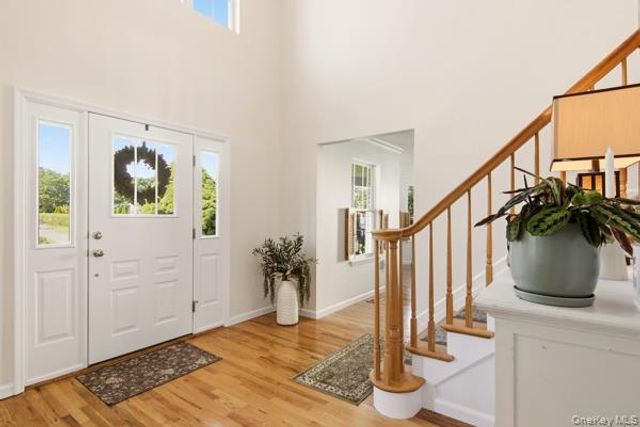 5 Old Neck Court, Manorville, NY 11949