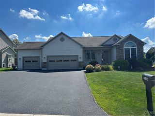 5144 Lyle Drive, Clay, NY 13041