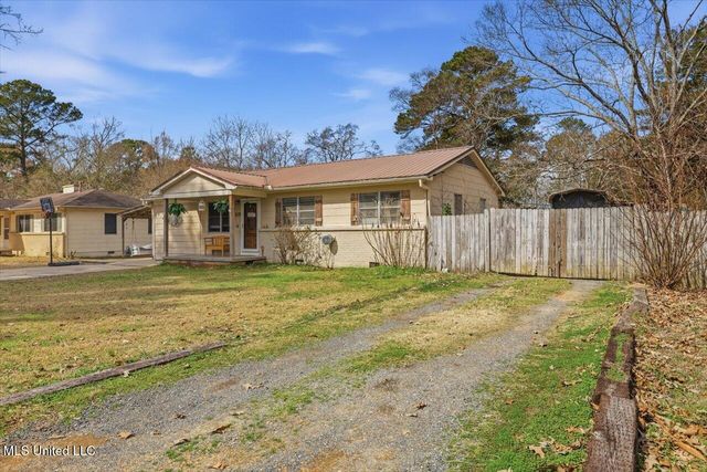 305 Lionel Road, Pearl, MS 39208