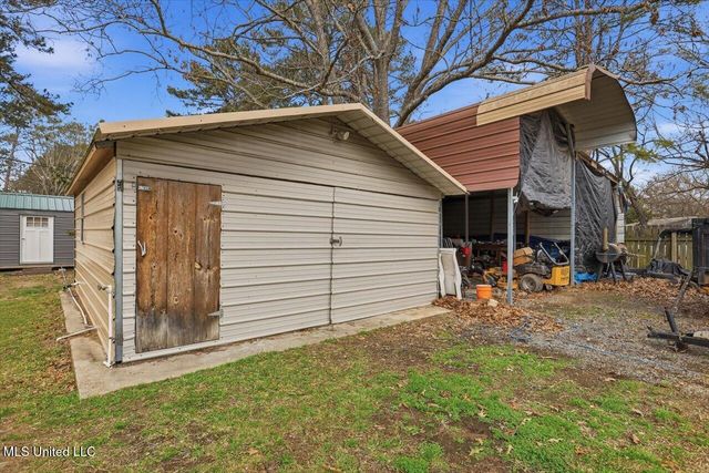 305 Lionel Road, Pearl, MS 39208