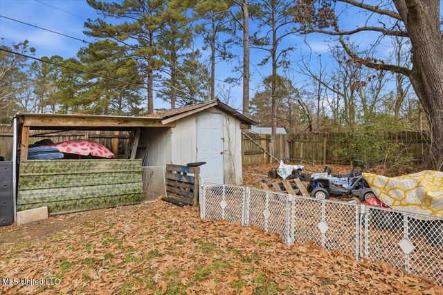 305 Lionel Road, Pearl, MS 39208