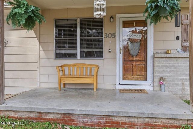 305 Lionel Road, Pearl, MS 39208