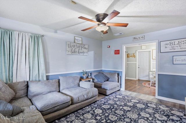 305 Lionel Road, Pearl, MS 39208