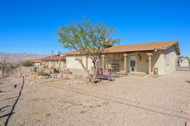 1868 W Arcadia Circle, Bullhead City, AZ 86442
