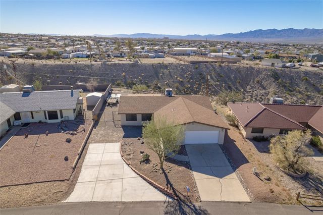 1868 W Arcadia Circle, Bullhead City, AZ 86442