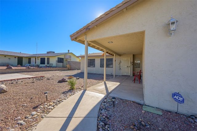 1868 W Arcadia Circle, Bullhead City, AZ 86442
