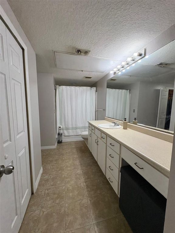 Image 11 of property listing at 1810 E PALM AVENUE 7303, Tampa, FL 33605