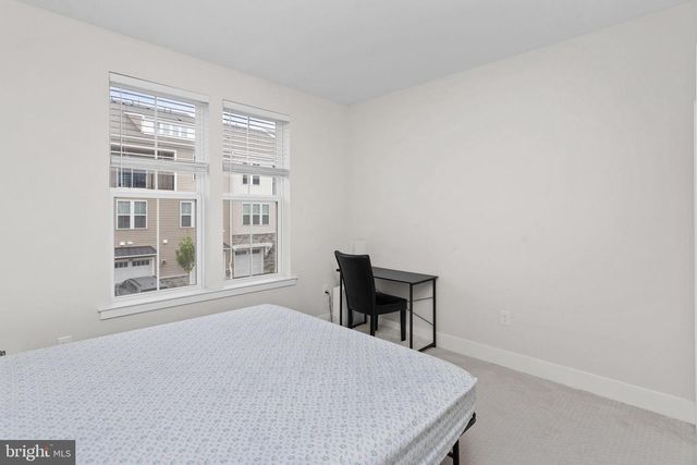 5101 DONATELLO DR, Princeton, NJ 08540