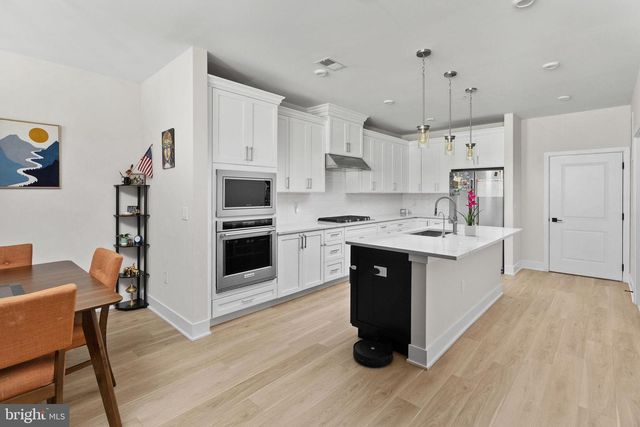 5101 DONATELLO DR, Princeton, NJ 08540