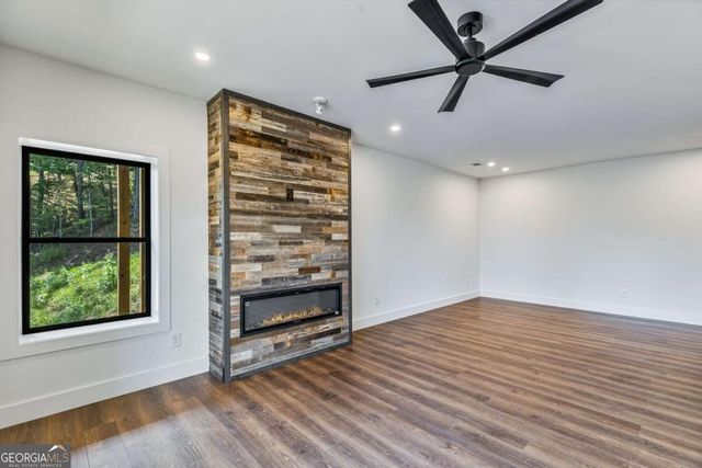 386 Mountain Laurel Ridge, Mineral Bluff, GA 30559