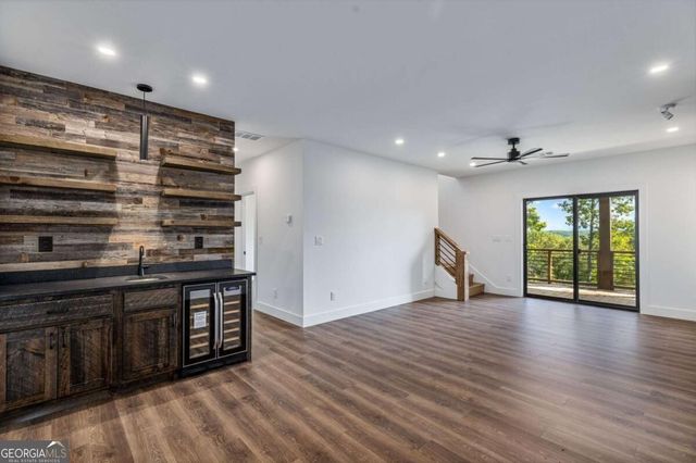 386 Mountain Laurel Ridge, Mineral Bluff, GA 30559