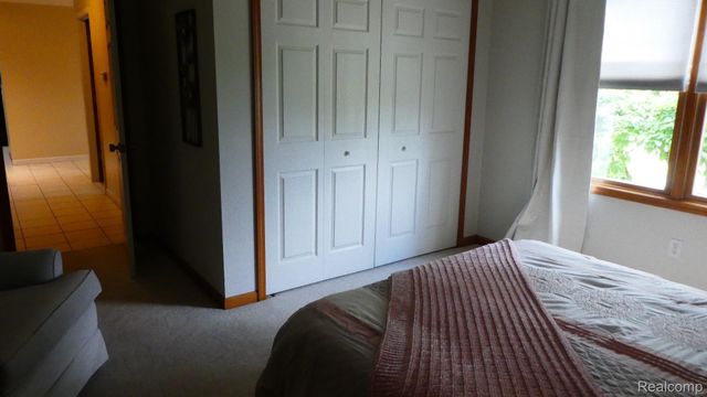 8051 Prestonwood Court, Flushing Charter Township, MI 48433