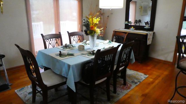 8051 Prestonwood Court, Flushing Charter Township, MI 48433