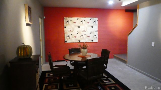 8051 Prestonwood Court, Flushing Charter Township, MI 48433