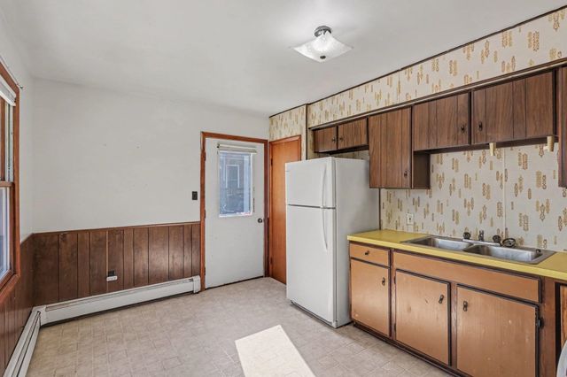 1906 James Street, Essexville, MI 48732