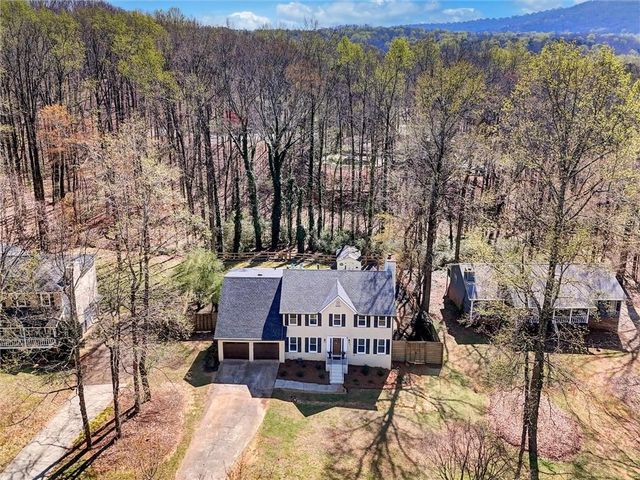 1033 Knotts Pointe Drive, Woodstock, GA 30188