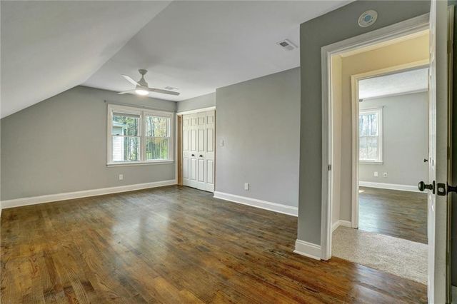 1033 Knotts Pointe Drive, Woodstock, GA 30188