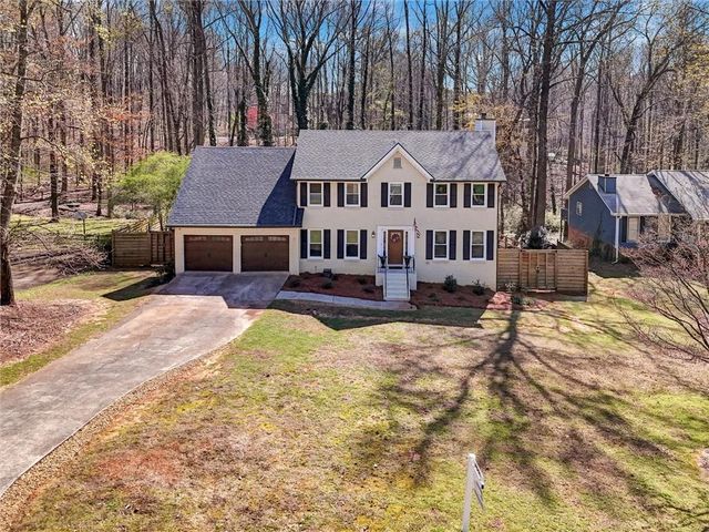 1033 Knotts Pointe Drive, Woodstock, GA 30188