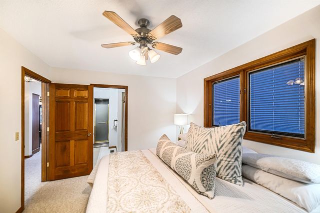 6458 E Waco Drive, Syracuse, IN 46567