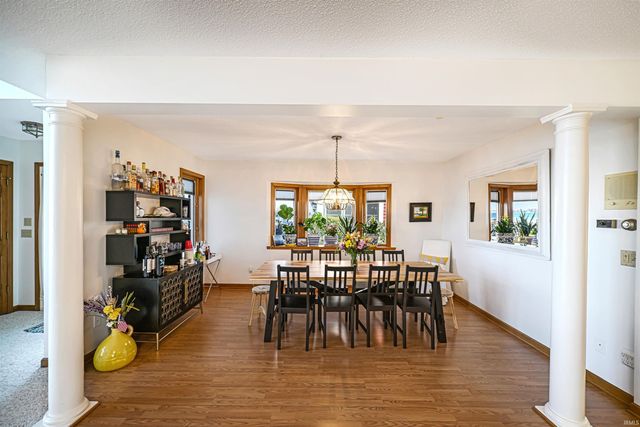 6458 E Waco Drive, Syracuse, IN 46567