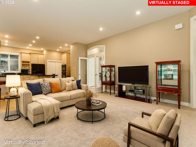 4844 Nw RAINIER Ct, Camas, WA 98607