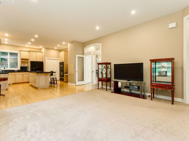 4844 Nw RAINIER Ct, Camas, WA 98607