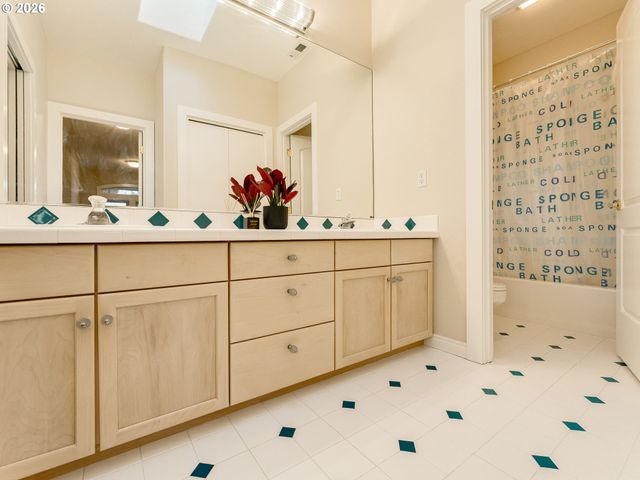 4844 Nw RAINIER Ct, Camas, WA 98607