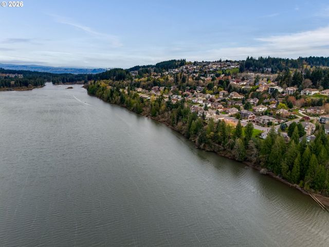 4844 Nw RAINIER Ct, Camas, WA 98607