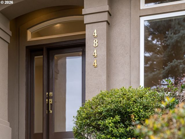 4844 Nw RAINIER Ct, Camas, WA 98607