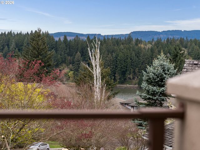 4844 Nw RAINIER Ct, Camas, WA 98607