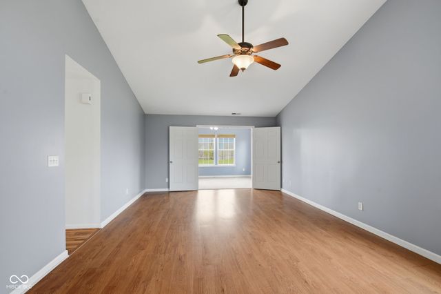 6946 Fair Ridge Drive, Indianapolis, IN 46221