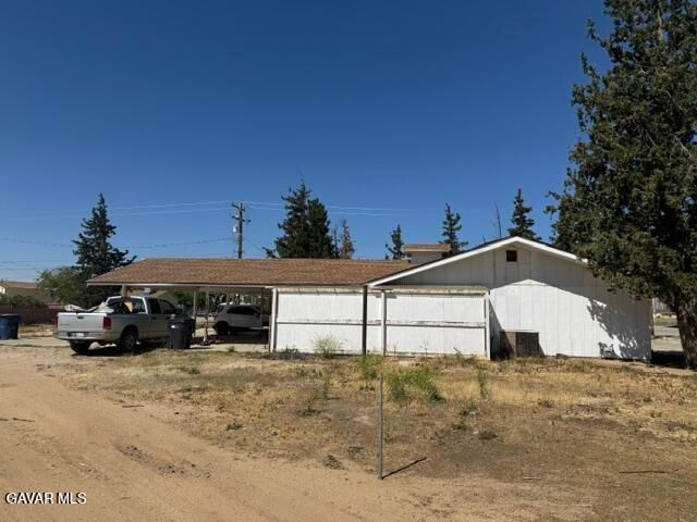 2030 Cerro Gordo Street, Mojave, CA 93501