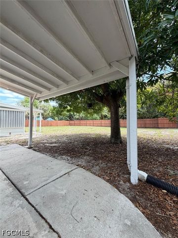 7386 Pine DR, Fort Myers, FL 33967