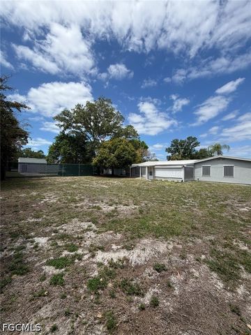 7386 Pine DR, Fort Myers, FL 33967