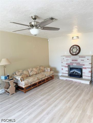 7386 Pine DR, Fort Myers, FL 33967