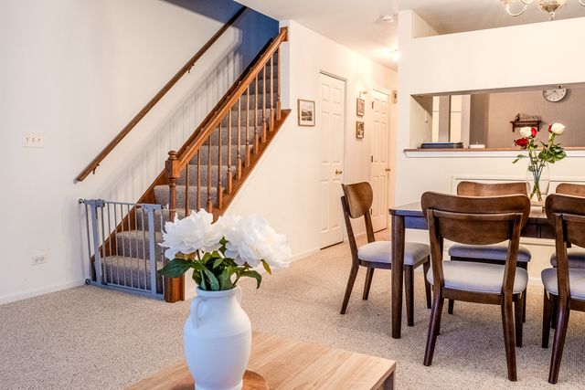 142 Kennebunk Court, Glendale Heights, IL 60139